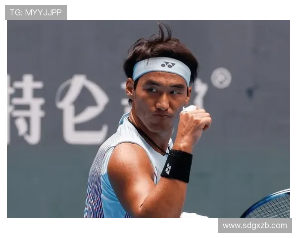 世界网球锦标赛新星崛起 年轻选手突破自我闯入四强