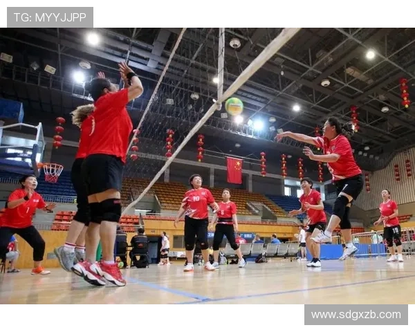 中国女排力克强敌再创佳绩展现团队精神激发全民体育热情