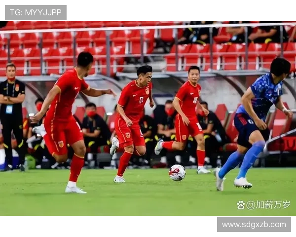 国足逆转取胜展现团队凝聚力年轻球员闪耀赛场点燃全国激情