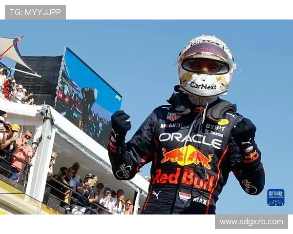 F1赛事更新：红牛车队领跑 维斯塔潘表现出色 汉密尔顿力拼冠军梦想