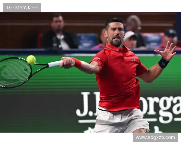 网球大师赛精彩回顾：全球顶尖选手激战四方，冠军花落谁家引发热议