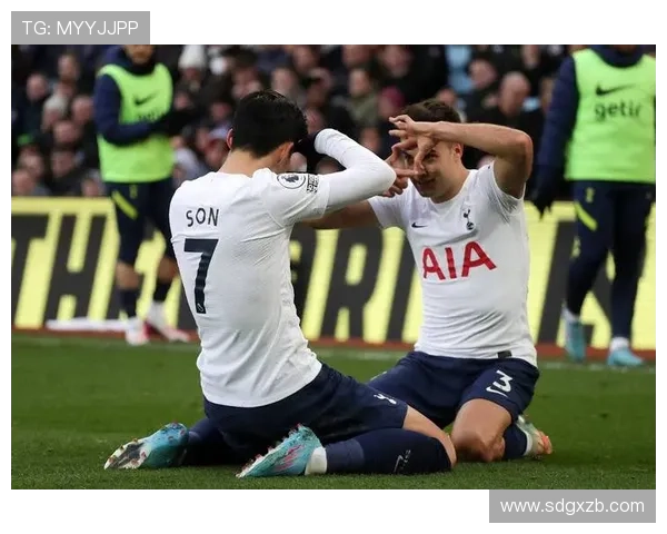 国际足坛震荡 热刺宣布签约世界级前锋 曼联紧急应对转会危机